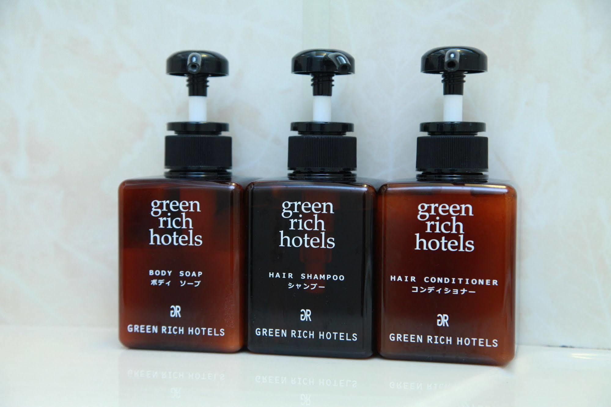 Green Rich Hotel Osaka Airport Ikeda  Buitenkant foto